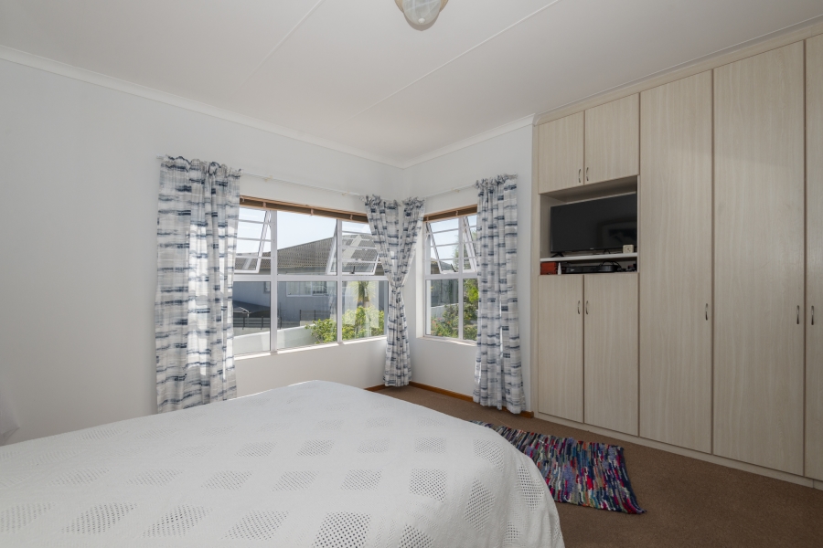 3 Bedroom Property for Sale in Country Club Western Cape